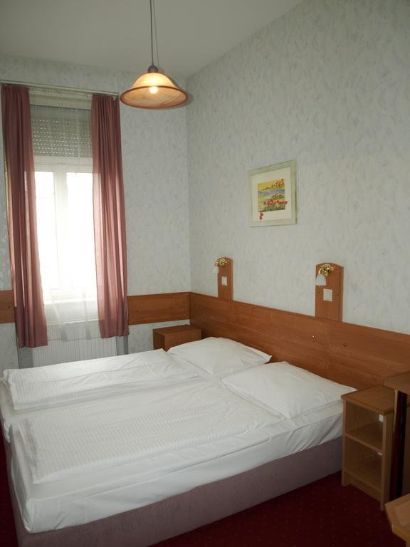 Hotel Stalehner Wien Rum bild