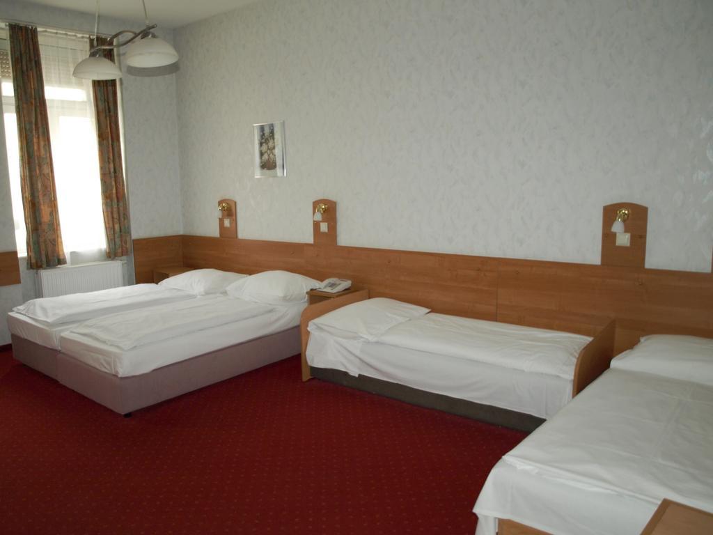 Hotel Stalehner Wien Rum bild